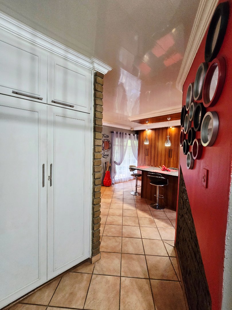 3 Bedroom Property for Sale in Flimieda North West